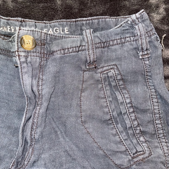 American Eagle paperbag shorts with belt - Picture 7 of 7